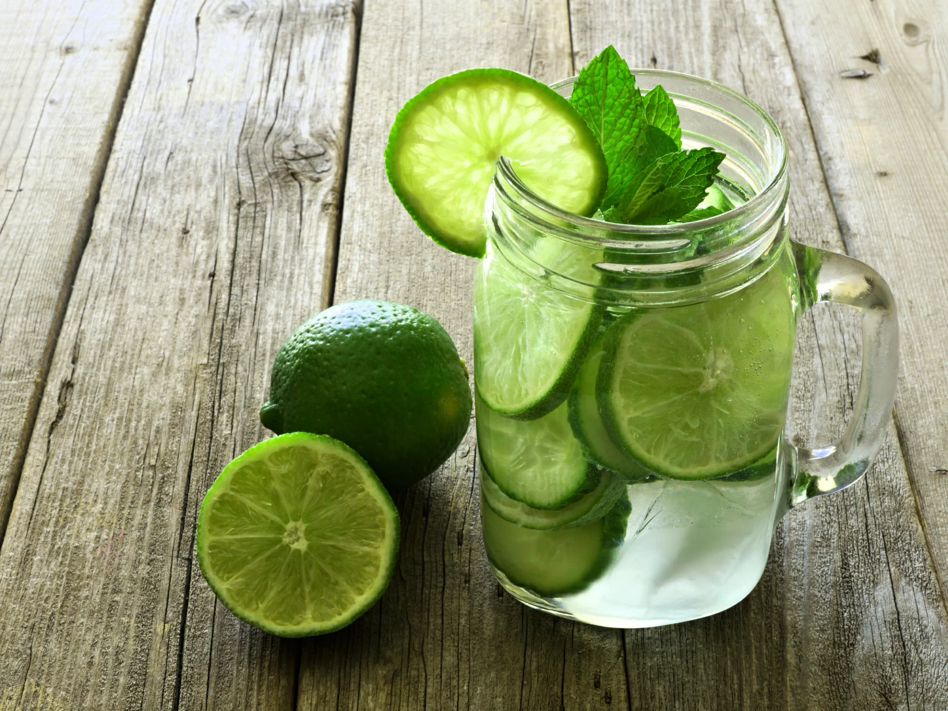 Benefits of drinking lime water before bed