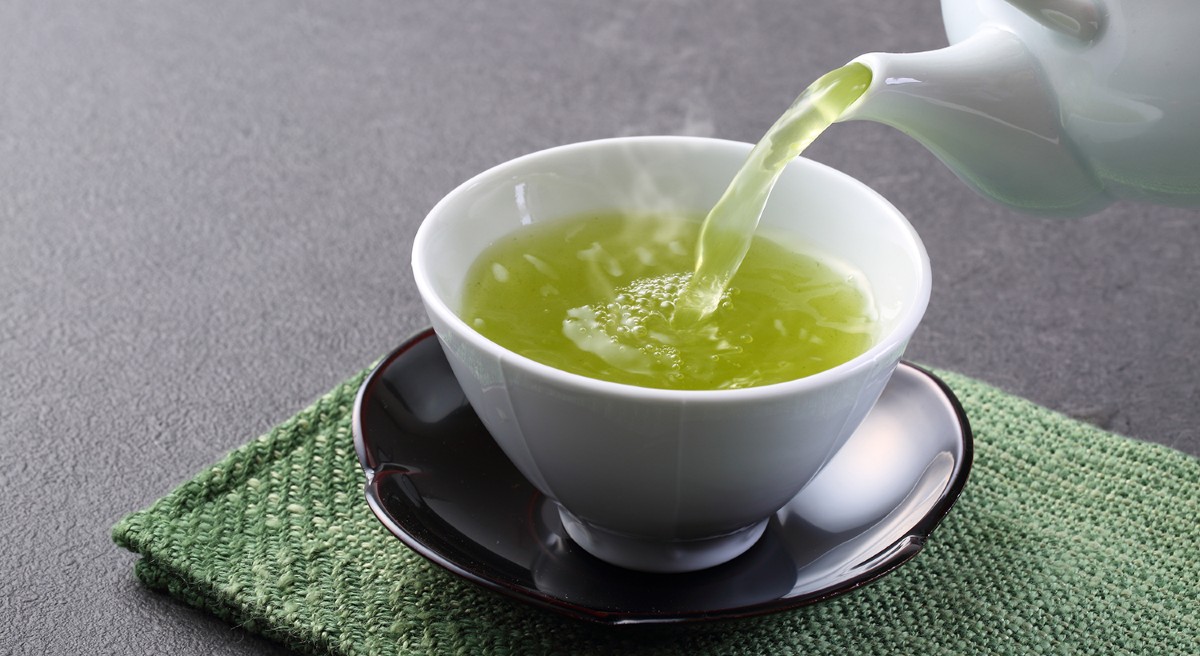 Benefits of drinking green tea and Side Effects